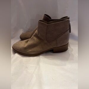 DV Dolce Vita ankle boots faux suede women size 10 back zip